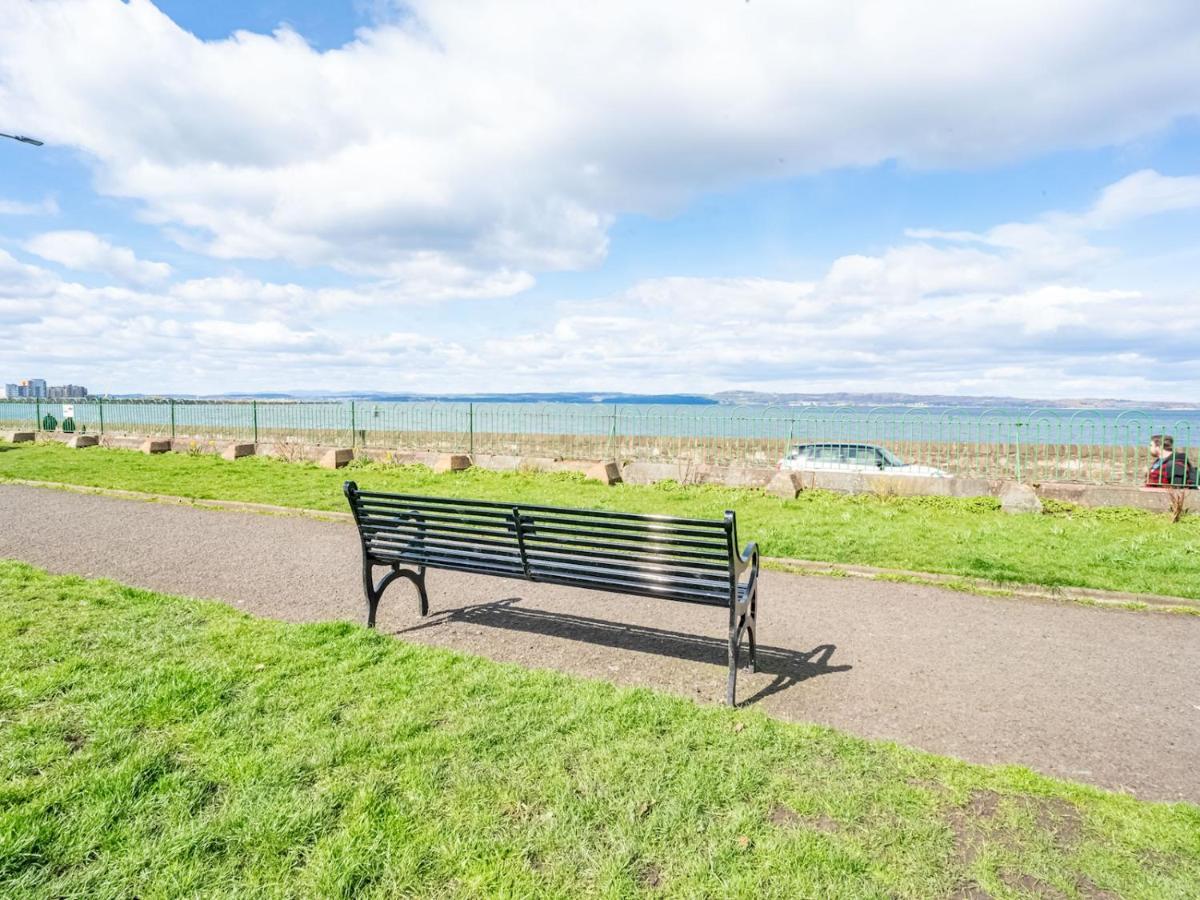 Pass The Keys Stunning Flat With Sea View And Parking Appartement EDI